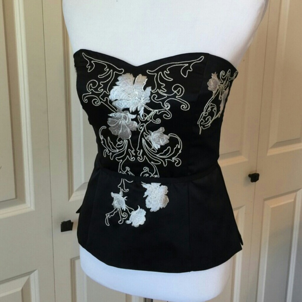 White house & black market bustier, size 4