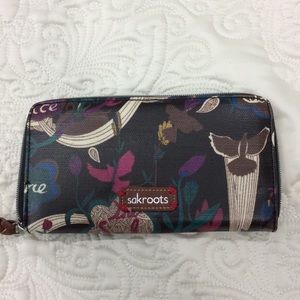 Sakroots zipper wallet