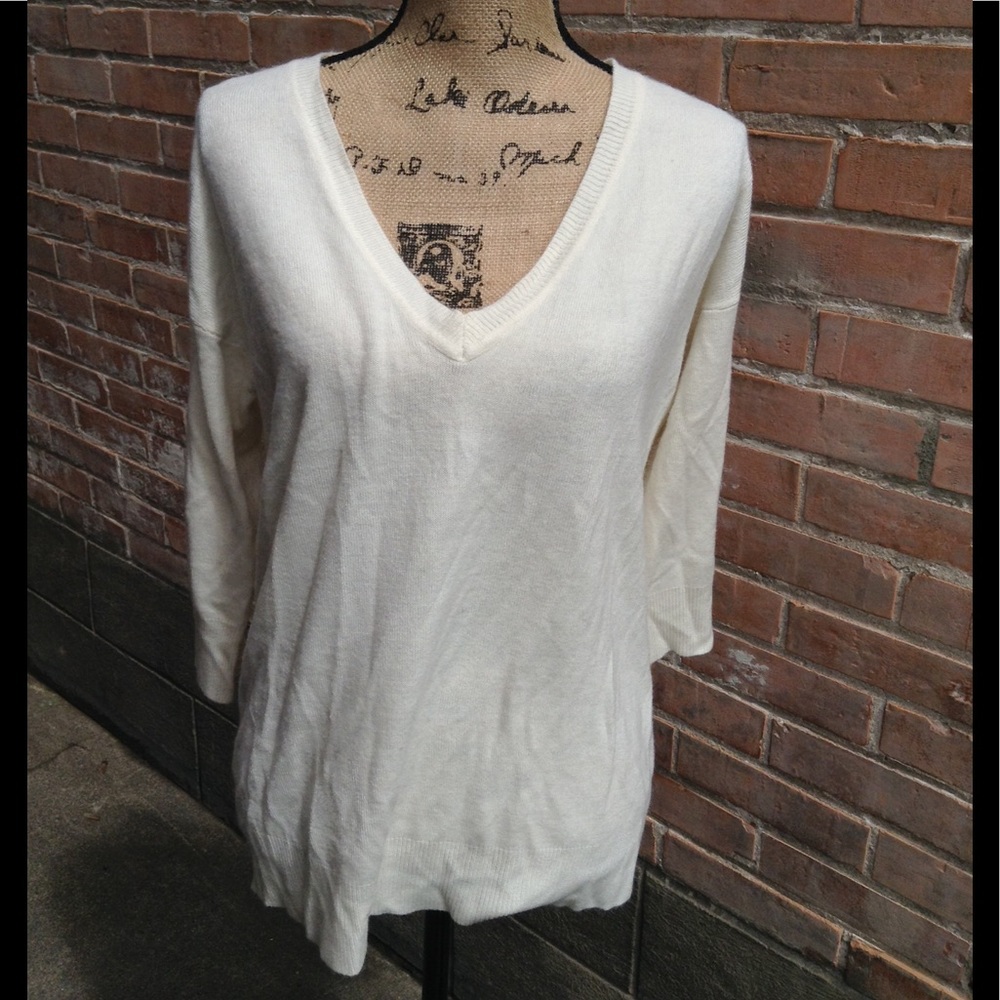 Forever 21 Cream V-Neck Sweater