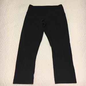 EUC lululemon wonder under crops