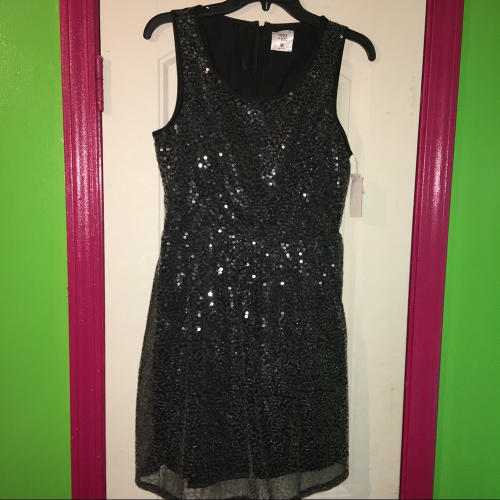 Short Sparkly Homecoming Dress!