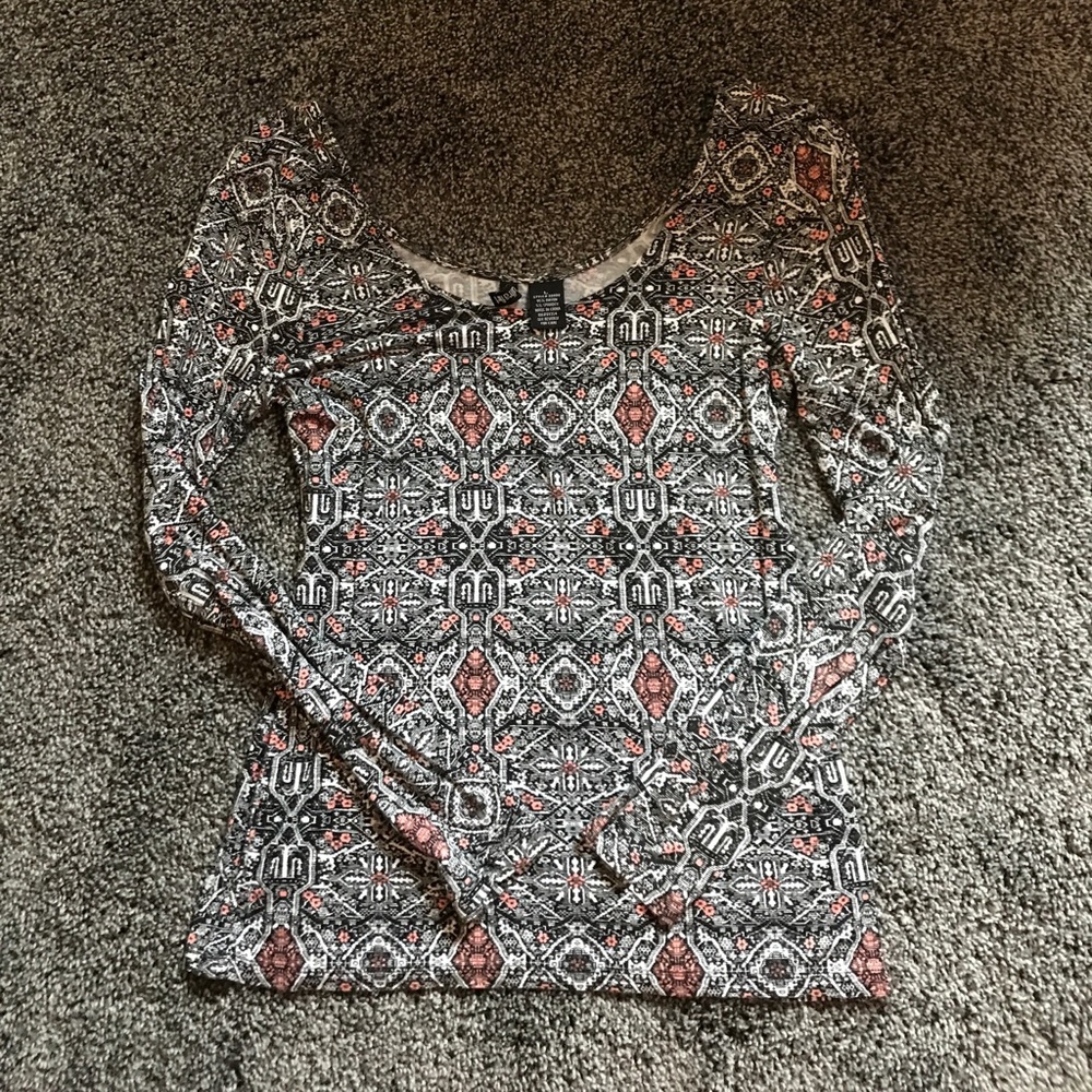 Long sleeve shirt