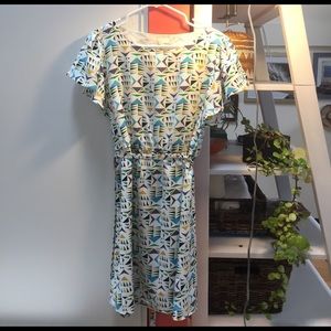 TULLE size M flutter sleeve silky breezy dress