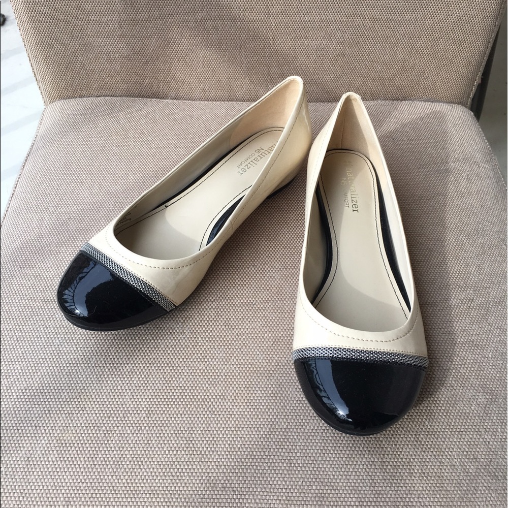 Naturalizer Cream and Black Flats