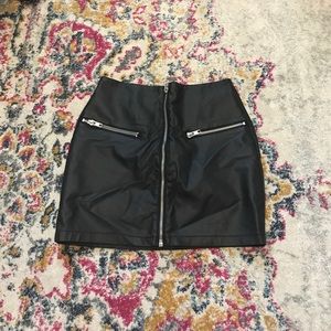 Forever 21 Faux leather skirt