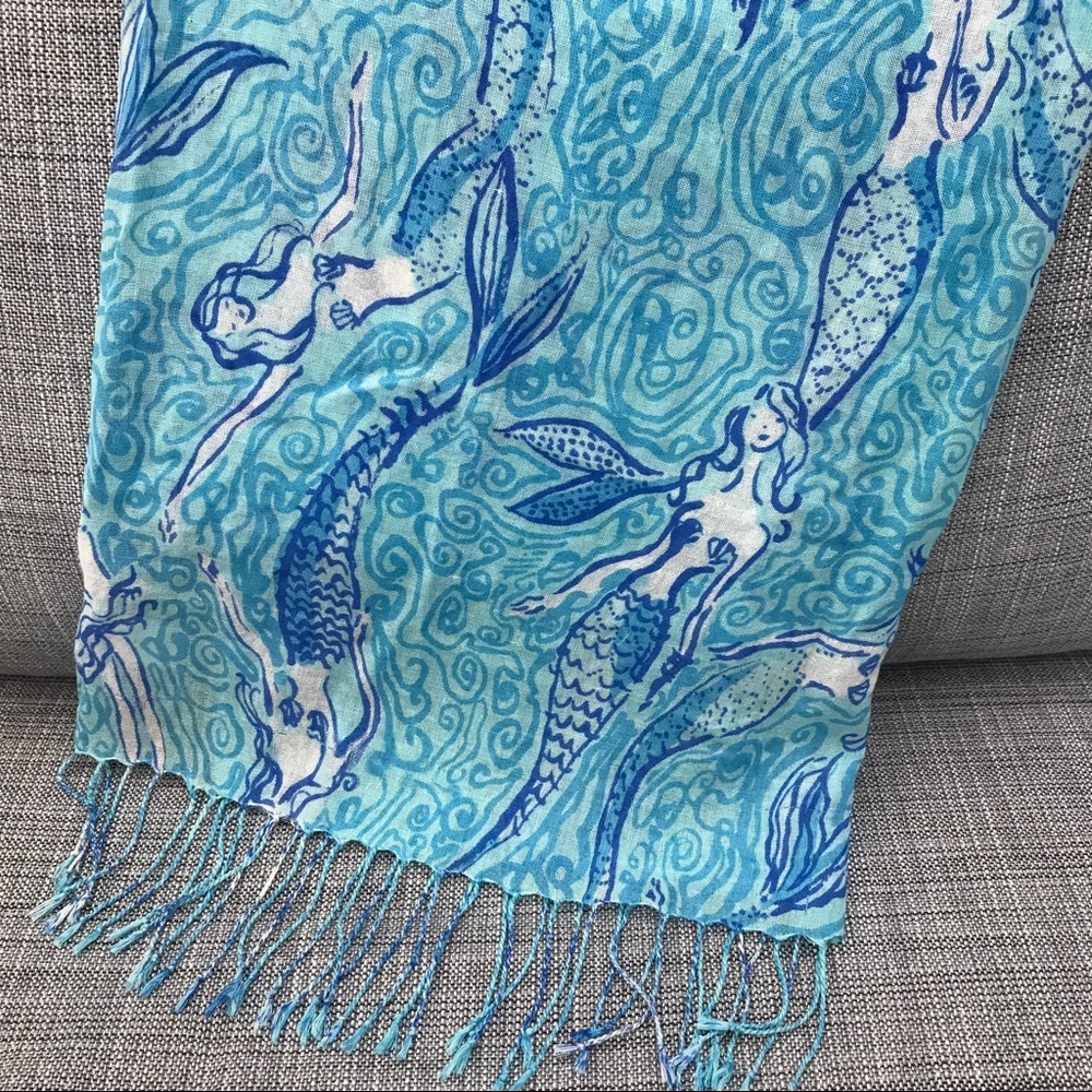Lilly Pulitzer Murfee Scarf, Nice Tail