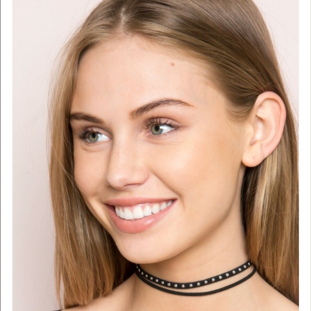Brandy Melville Choker
