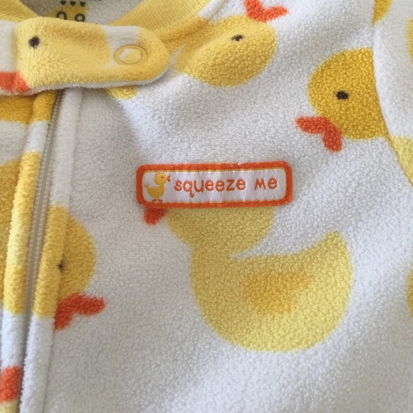 (0-9months) CARTERS rubber ducky zip up outfit - Picture 2 of 4