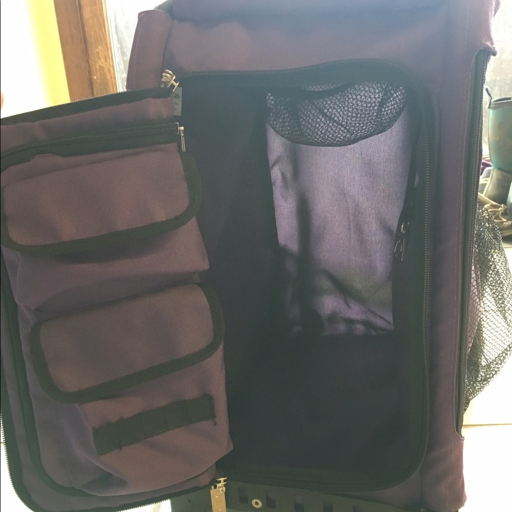 Purple Zuca skating bag, black frame.