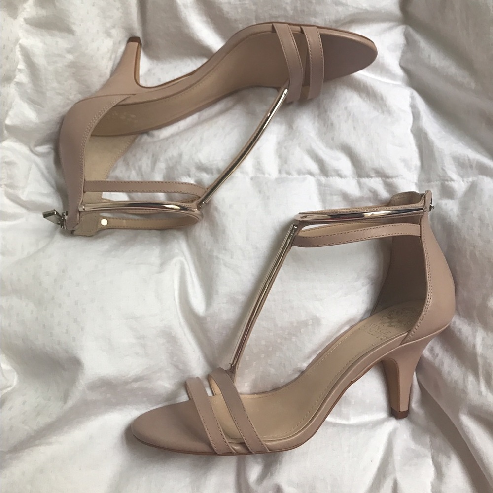 vince camuto blush kitten heels