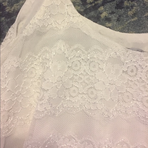 Lace Tank - Picture 4 of 4