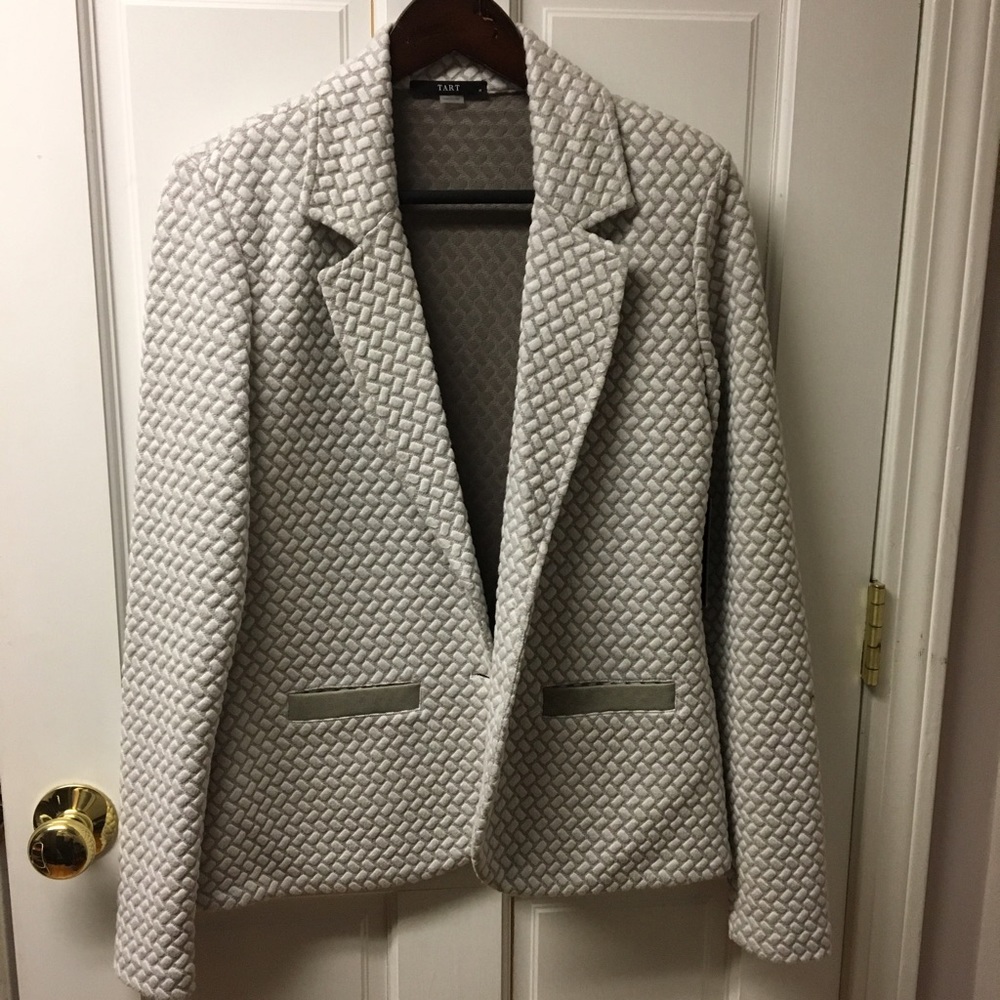 Tart textured blazer in tan - never worn