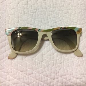 Used Rayban wayfarers
