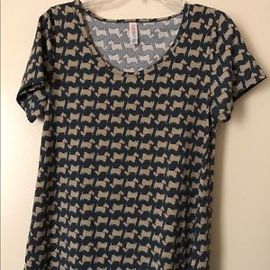 LuLaRoe Medium Classic T, NWOT