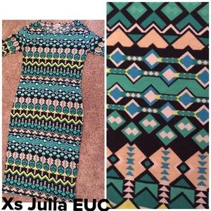 Xs LuLaRoe Julia dress
