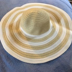 Vera Bradley Sun Hat