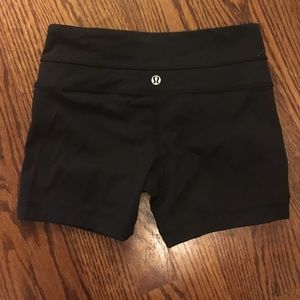 Lululemon luxtreme boogie shorts. NEVER WORN.