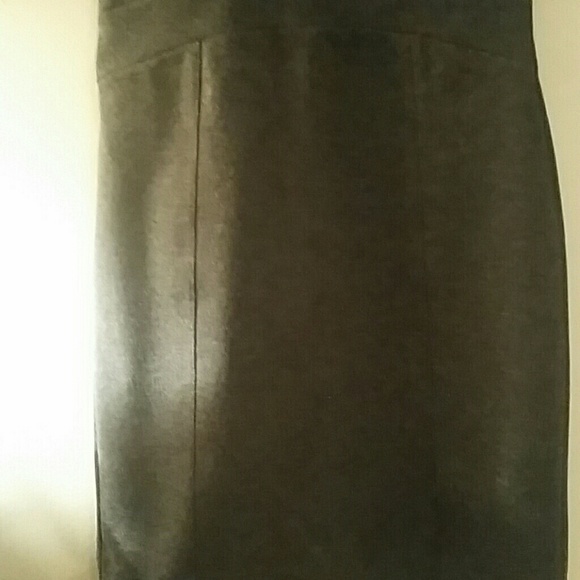 FAB FIGURE FLATTERING DRESS ! 👄 😘  HEAD TURNING! - Picture 4 of 8