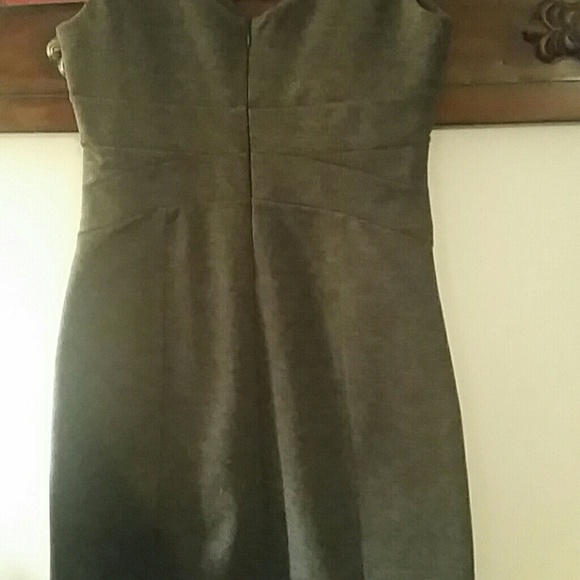 FAB FIGURE FLATTERING DRESS ! 👄 😘  HEAD TURNING! - Picture 8 of 8