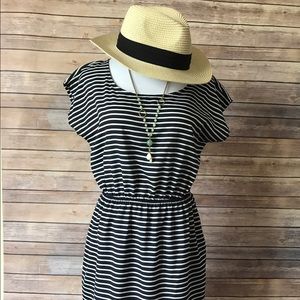 Navy & white striped summer dress XS