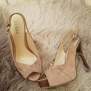 GUESS BEIGE SUEDE HEELS