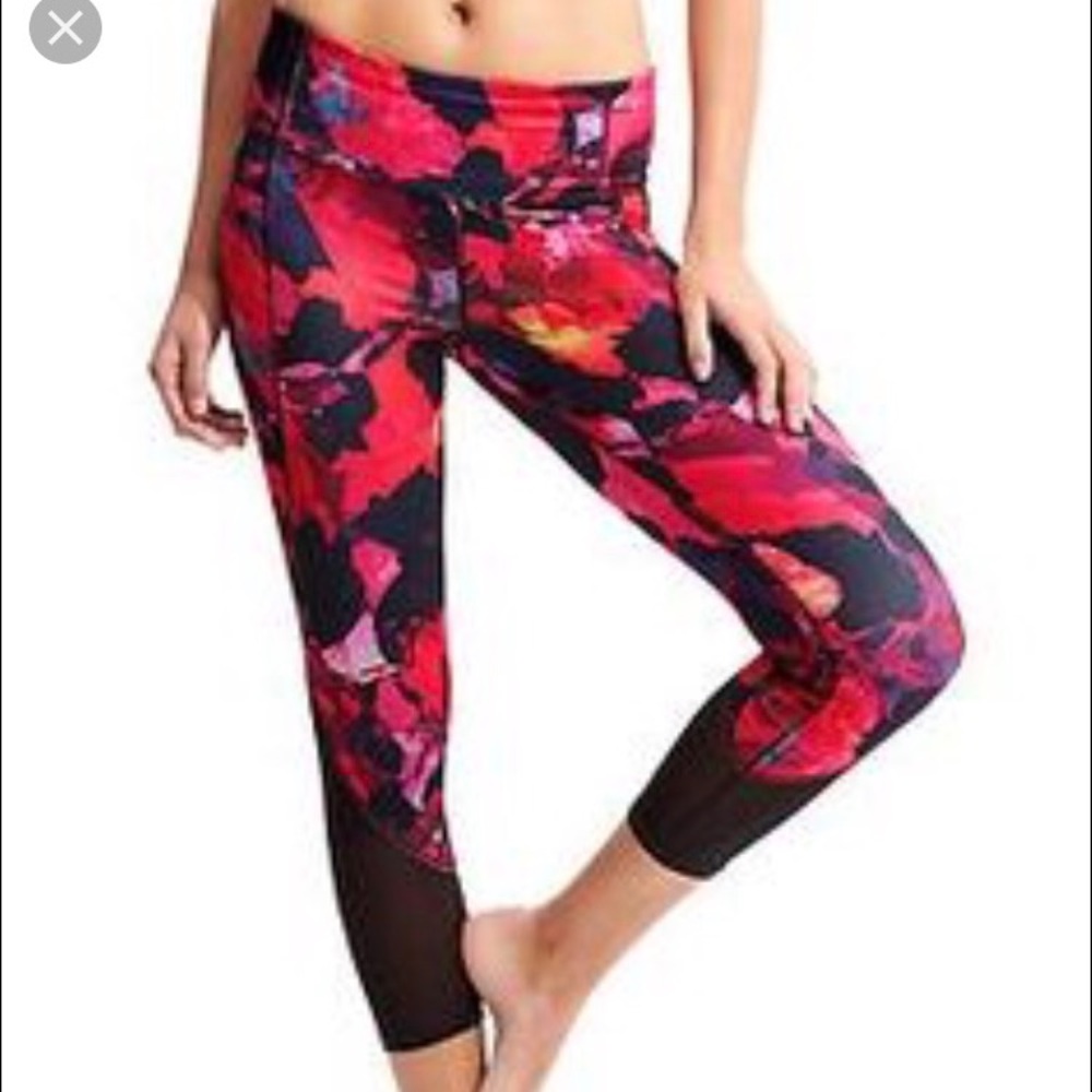 EUC Athleta Mystique Chaturanga Capris
