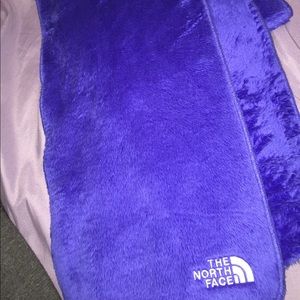 NORTH FACE SCARF💙