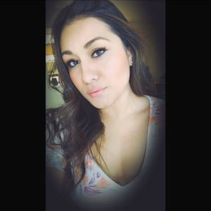 Meet your Posher, Brenda