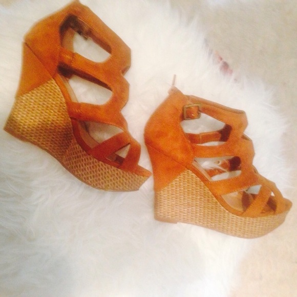 simply be wedges