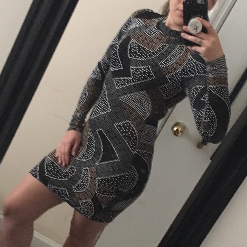 Long Sleeve Bodycon Dress - Picture 2 of 5