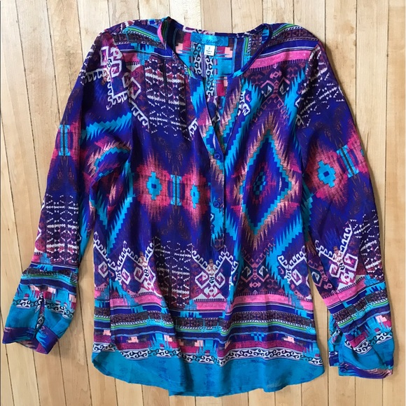 Bright blouse - Picture 1 of 6