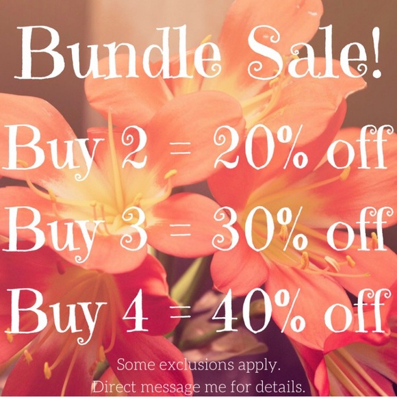 Bright blouse - Picture 5 of 6