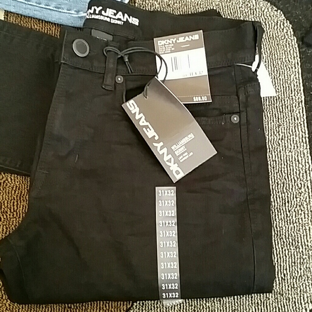 LABOR DAY SALE!!DKNY Williamsburg Skinny Jeans NWT