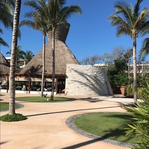 Meet your Posher, Traci