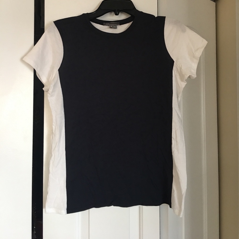 Vince color block t shirt, navy/white. Worn once!