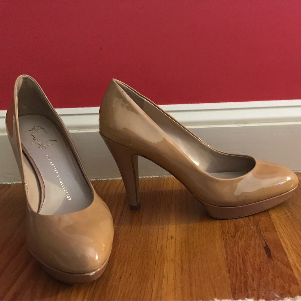Franco sarto tan pumps