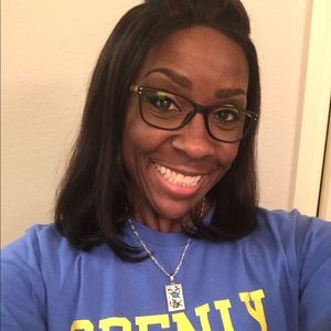 Meet your Posher, April