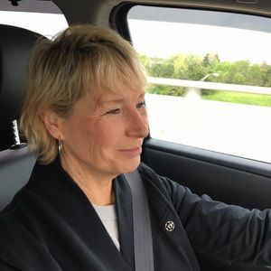 Meet your Posher, Wanda