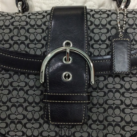 Mini signature top handle Soho purse - Picture 2 of 5