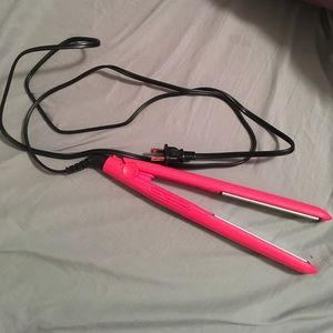 Remington hair straightener