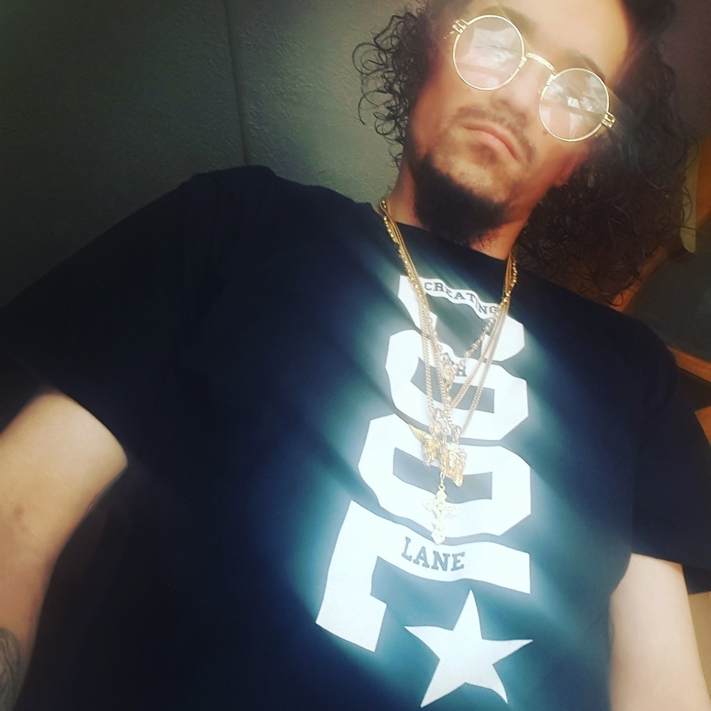 Meet your Posher, Juan