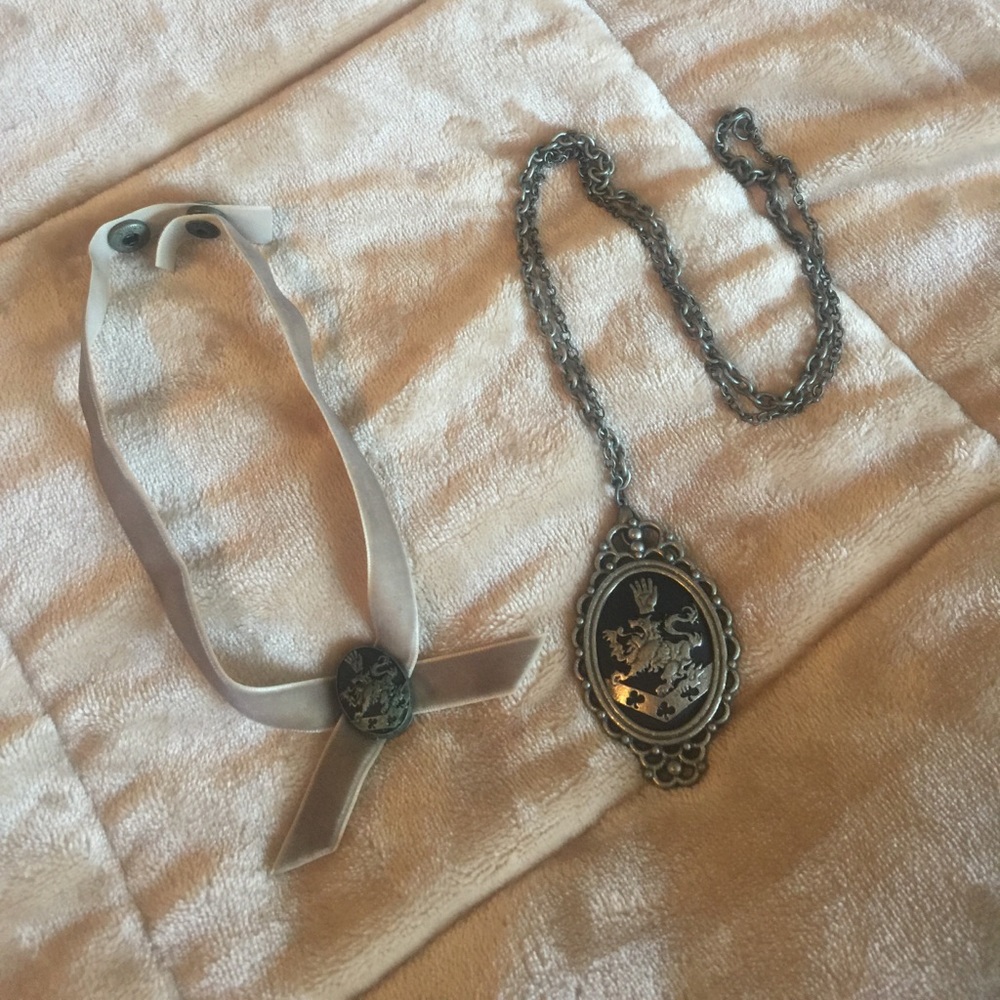 TWILIGHT BUNDLE: ALICE CHOCKER & CULLEN NECKLACE
