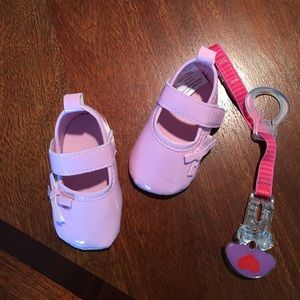 Newborn Baby Pink Shoes With Pacifier Holder 🌺