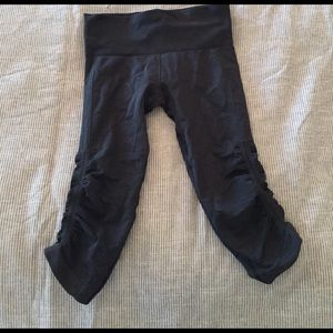 Lulu cropped pants