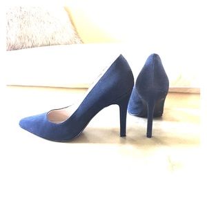 Nine West navy blue pump