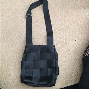 Harvey's seatbelt bag