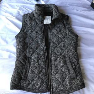 Abercombie & Fitch vest
