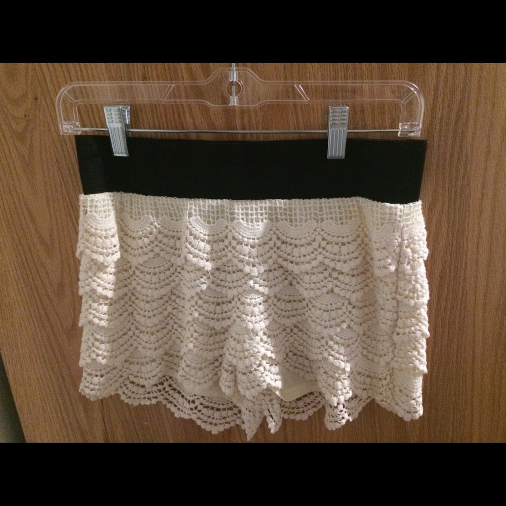 Lace shorts