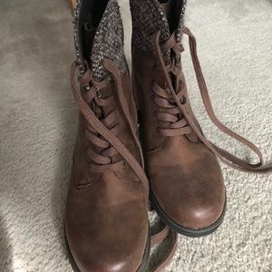 Women's boots