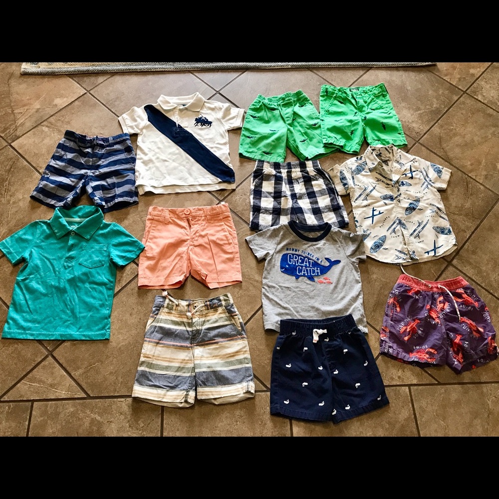 Bundle 2T boys clothes, stripe shorts/18 mo/fit 2T